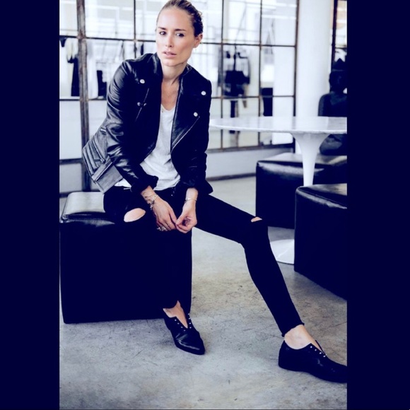 Anine Bing Patent Channing Oxford - Picture 3 of 3